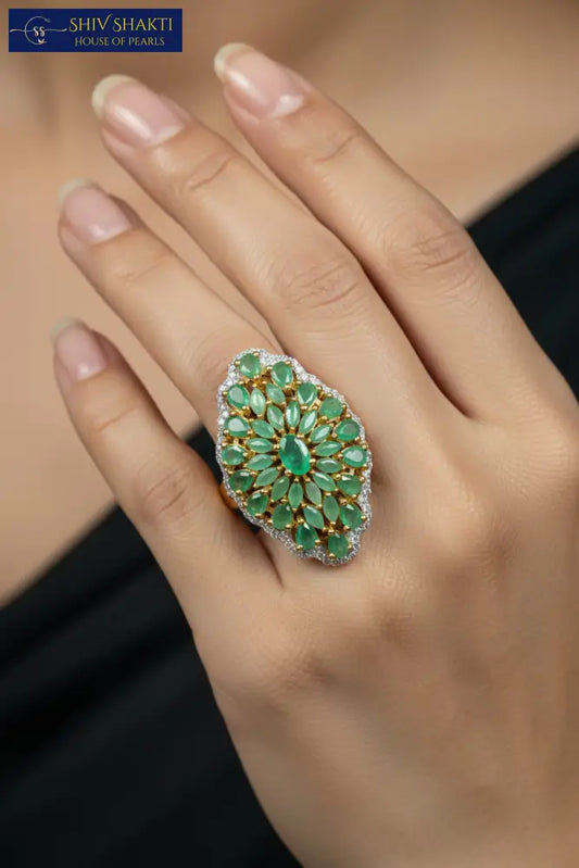 Traditional Emerald Pure silver Silver Jewellery