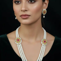 Vaidehi Pearl Set